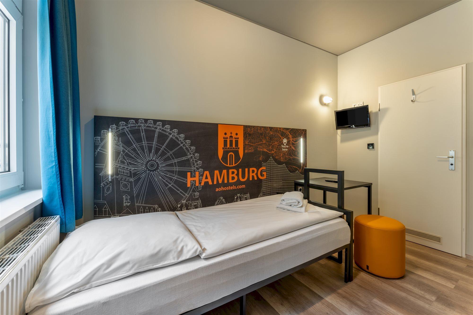 A&O Hamburg Hauptbahnhof Hostel Exterior photo